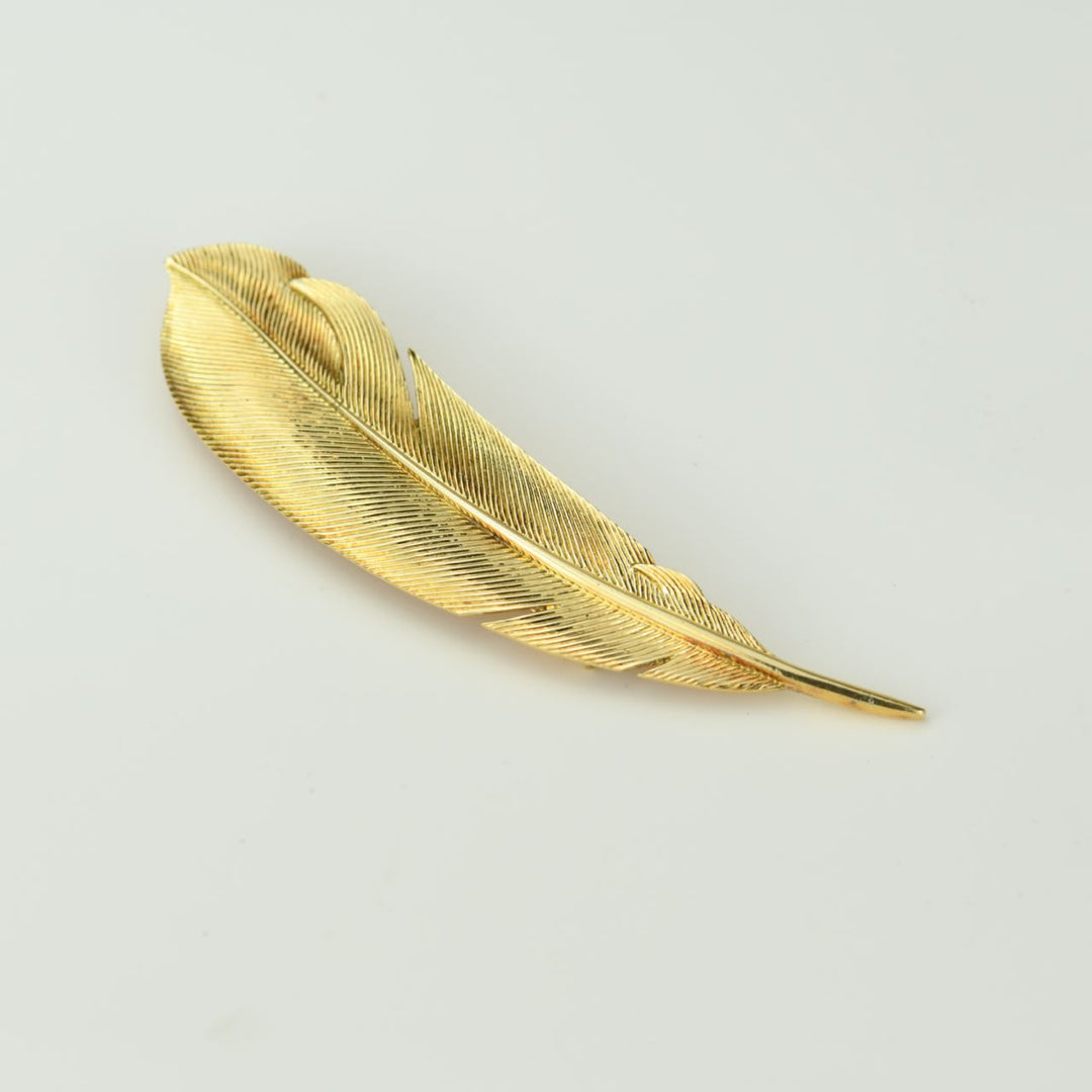 Vintage Georges L'Enfant Yellow Gold Feather Brooch