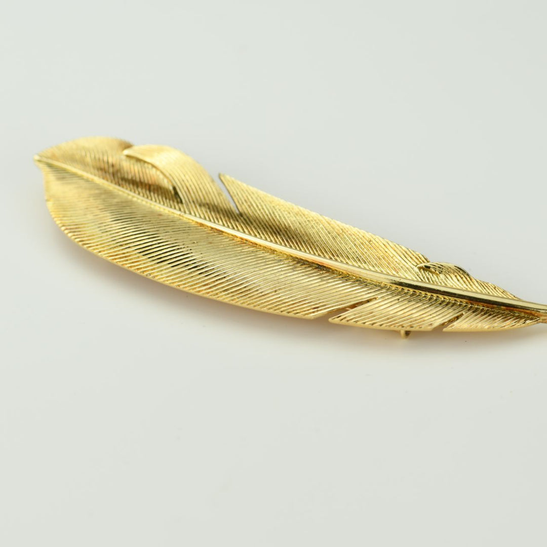 Vintage Georges L'Enfant Yellow Gold Feather Brooch