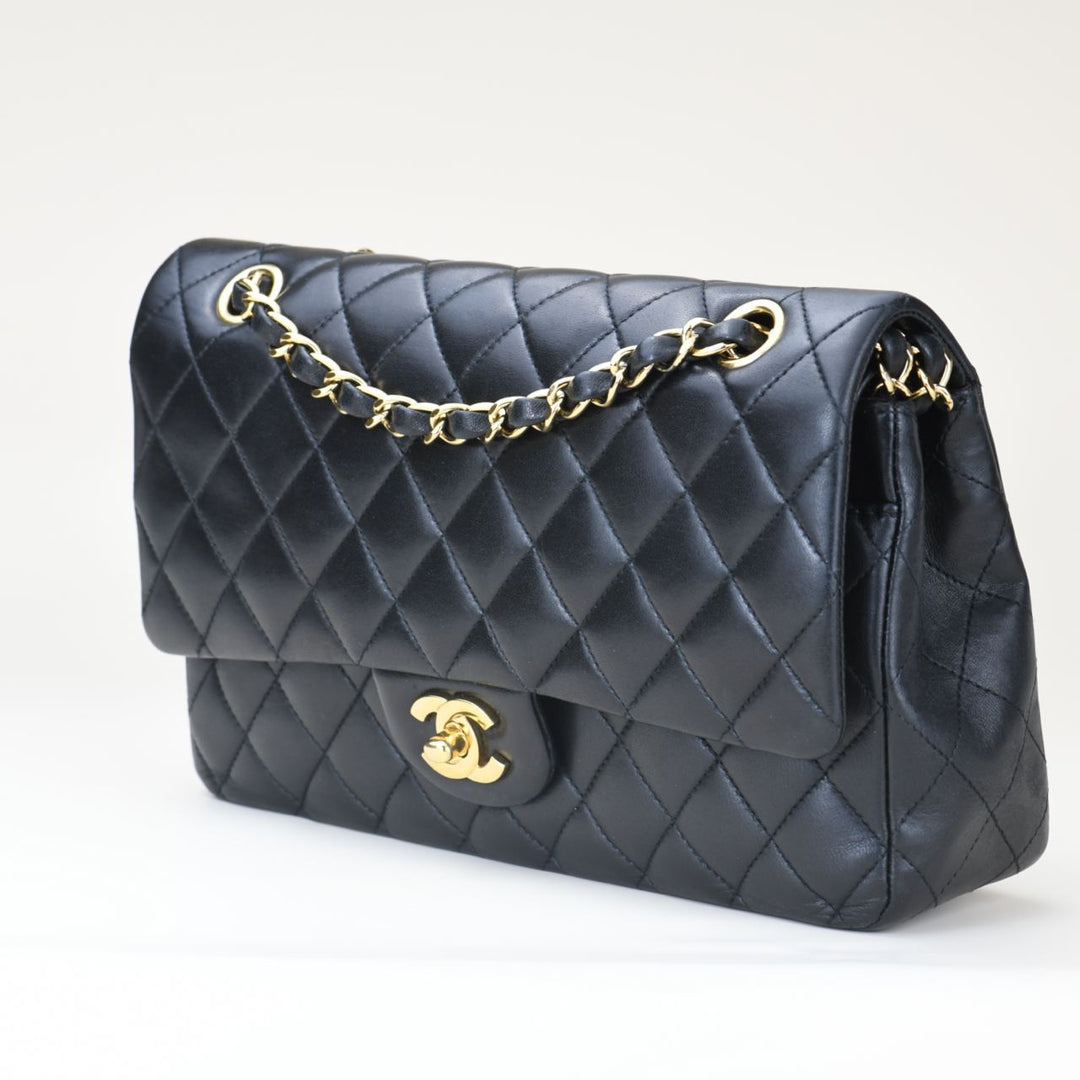 CHANEL 2010-2011 Classic Jumbo Double Flap Lambskin Bag w/Silver in 2023