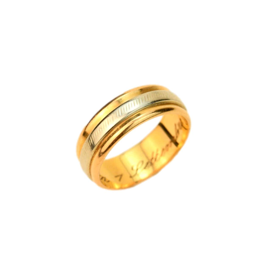 An 18ct Two Coloured Wedding Ring