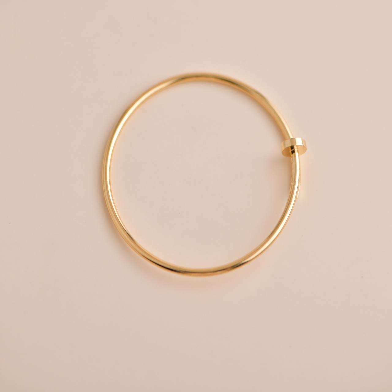 Small on sale bracelet gold