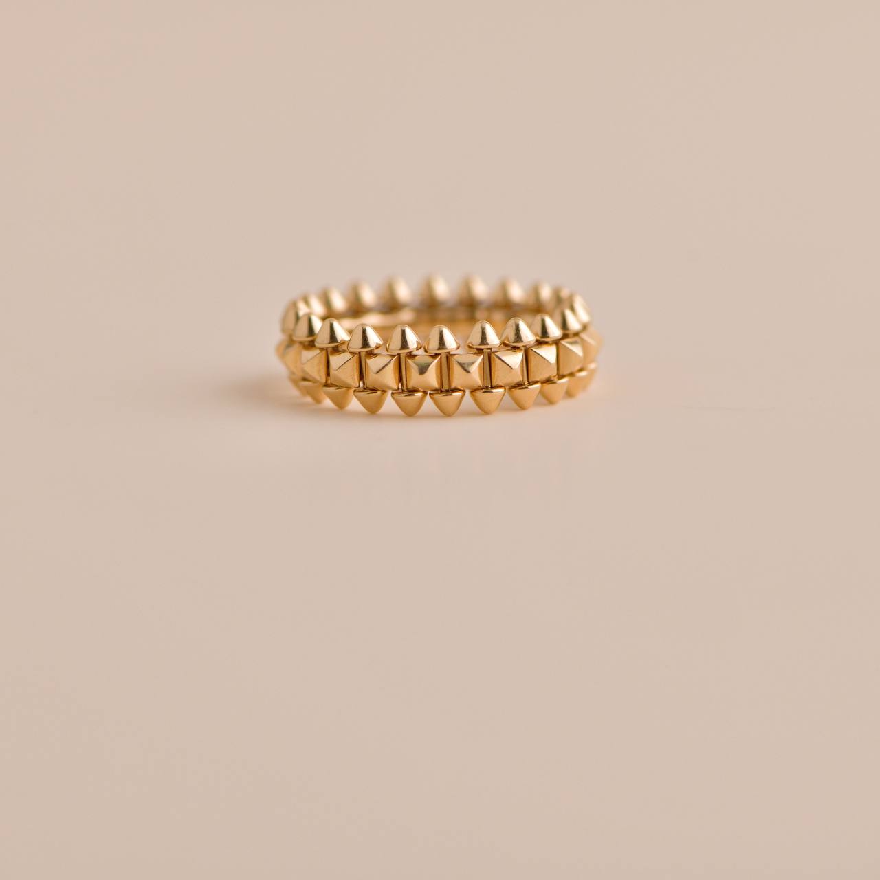 Clash de cartier ring small online model