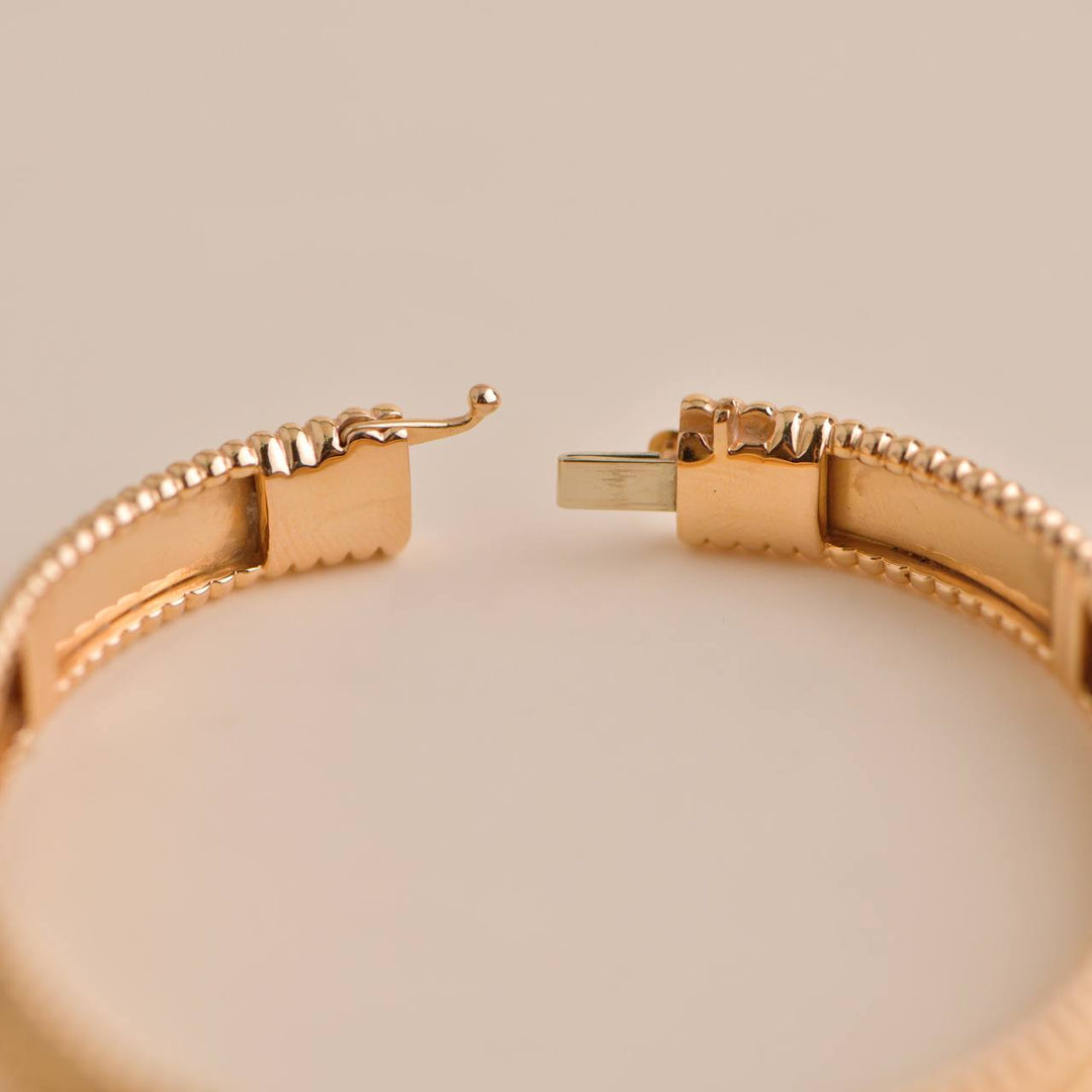 Van Cleef & Arpels Perlée Signature 18K Rose Gold Bracelet Medium Model