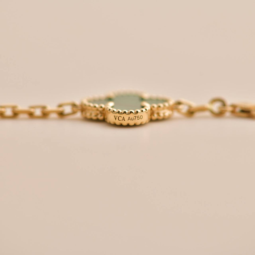 Van Cleef & Arpels Vintage Alhambra Malachite Yellow Gold Bracelet