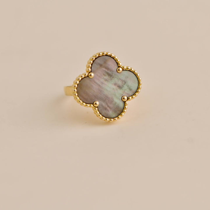 Second Hand Van Cleef & Arpels Magic Alhambra Mother of Pearl Yellow Gold Ring Size 52