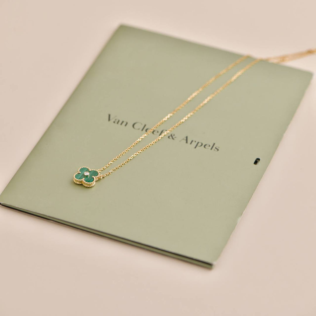 Second Hand Van Cleef & Arpels Vintage Alhambra 2013 Diamond Malachite Pendant Necklace