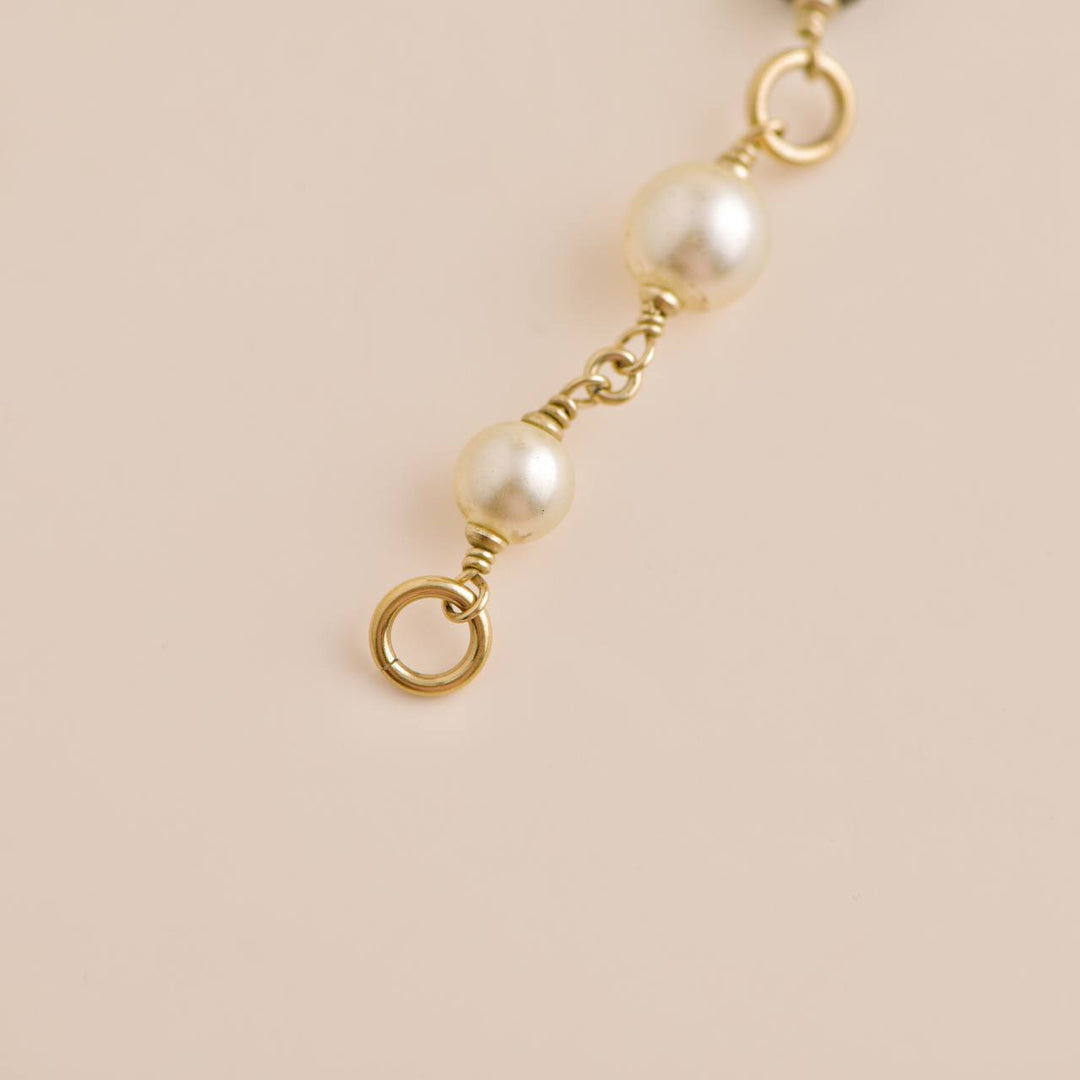 Second Hand Chanel CC Camellia Faux Pearl Long Necklace