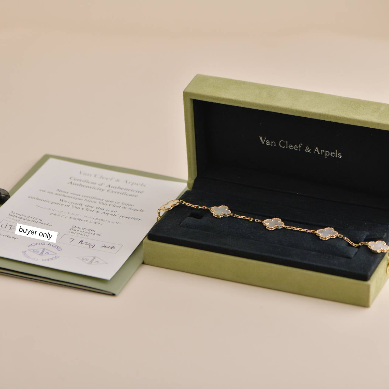 Van Cleef & Arpels Vintage Alhambra Mother of Pearl 5 Motif Yellow
