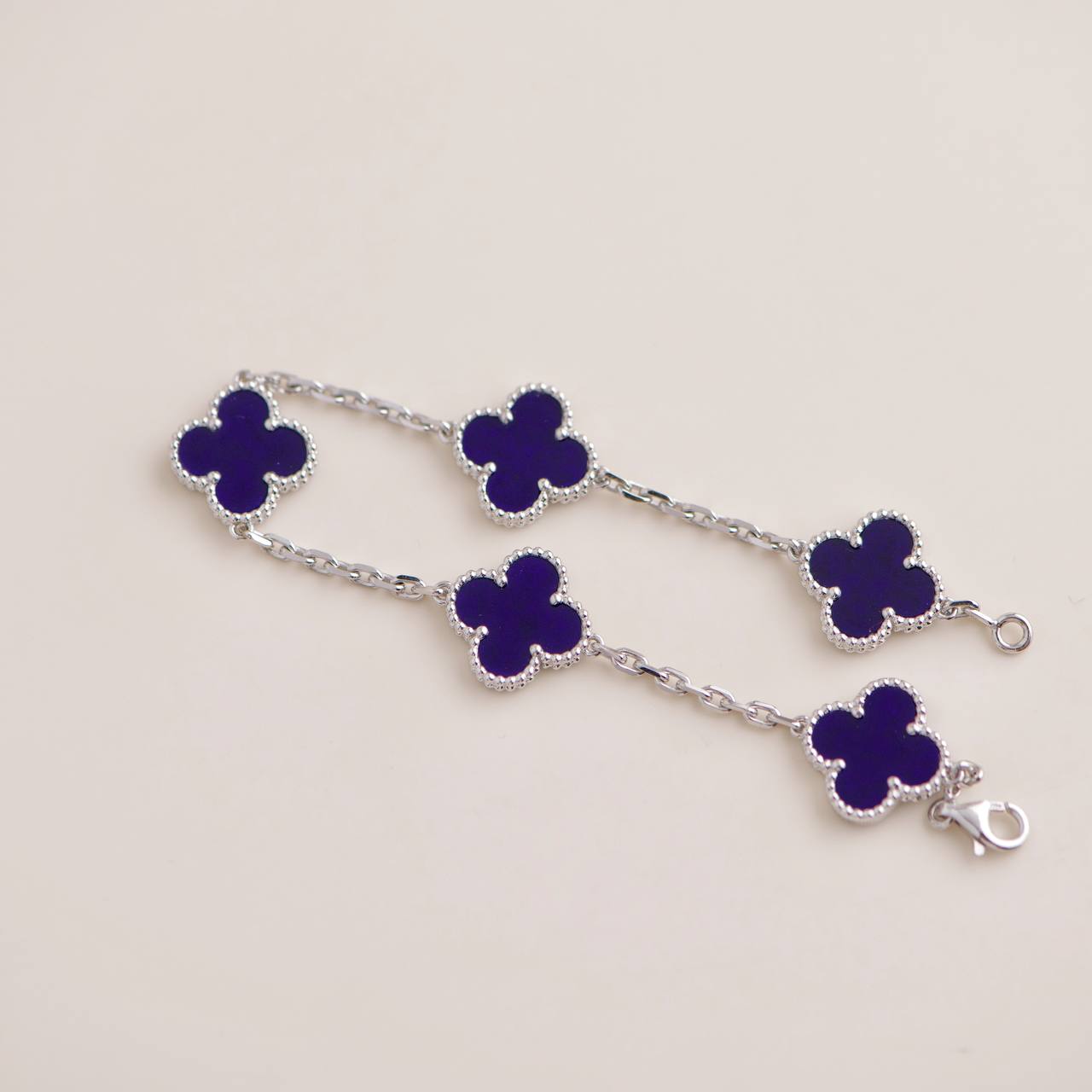 Van Cleef & Arpels パープルアゲート ブレスレット Van Cleef & Arpels Vintage Alhambra Blue Sevres Porcelain White