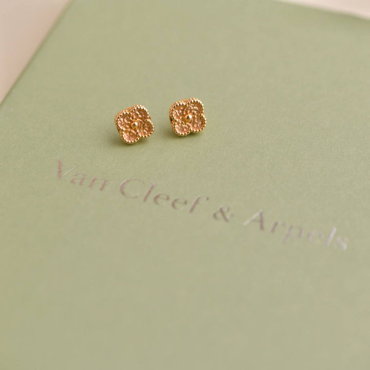 Second Hand Van Cleef & Arpels Sweet Alhambra Hammered Rose Gold Earstuds