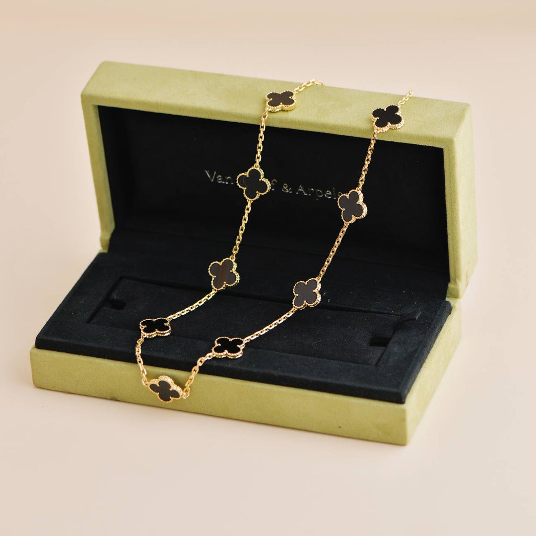 Second Hand Van Cleef & Arpels Vintage Alhambra Black Onyx 10 Motif 18K Yellow Gold Necklace