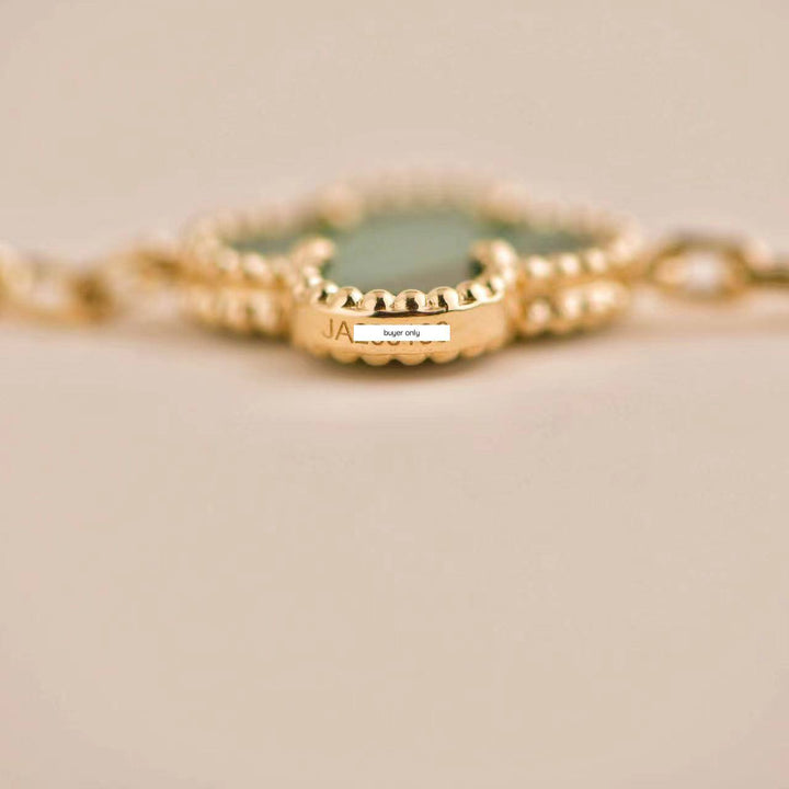 Second Hand Pre-loved Van Cleef & Arpels Vintage Alhambra Malachite Gold Bracelet