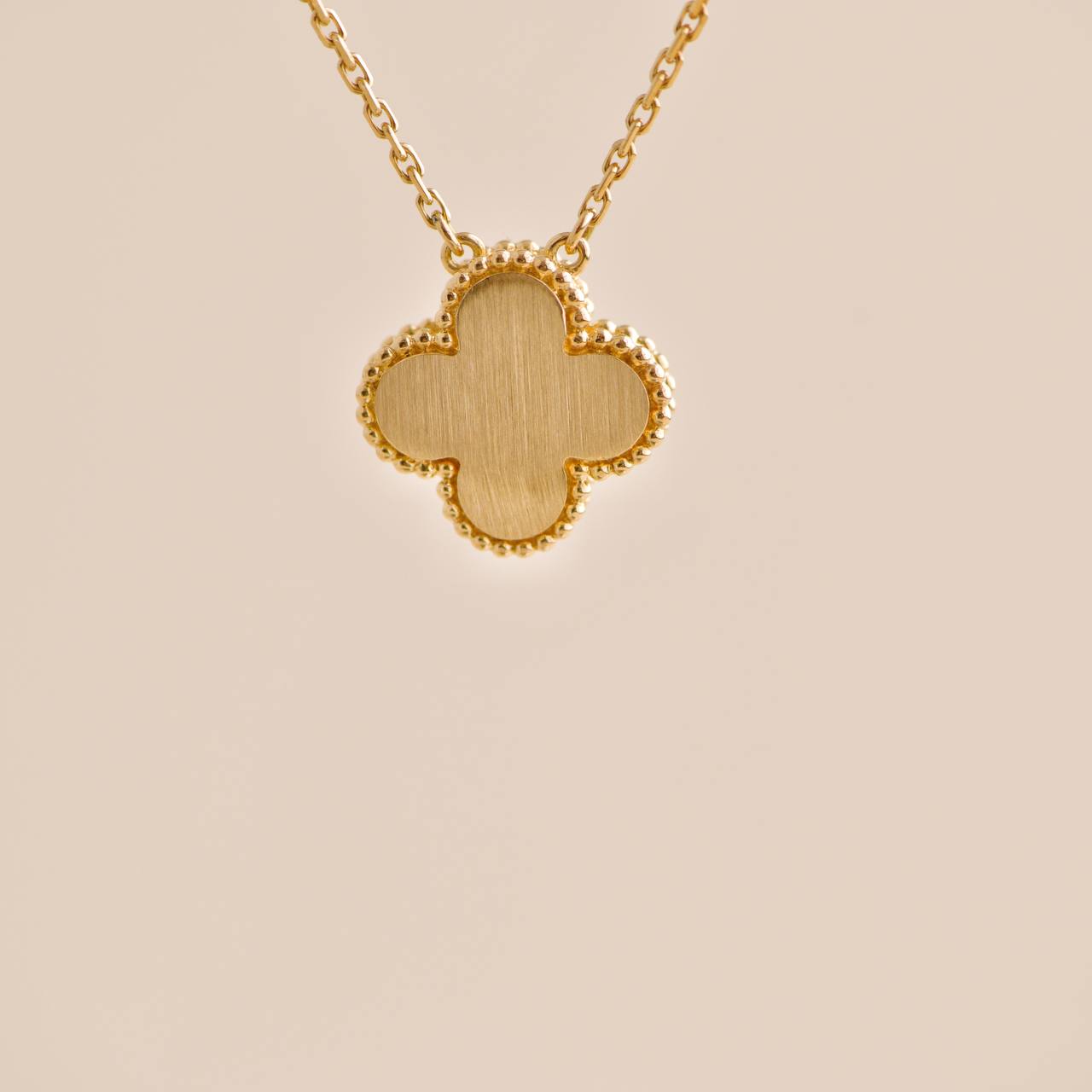 こ*ん様 Van Cleef & Arpels Van Cleef & Arpels 2013 Malachite Diamond 18k Yellow Gold Holiday