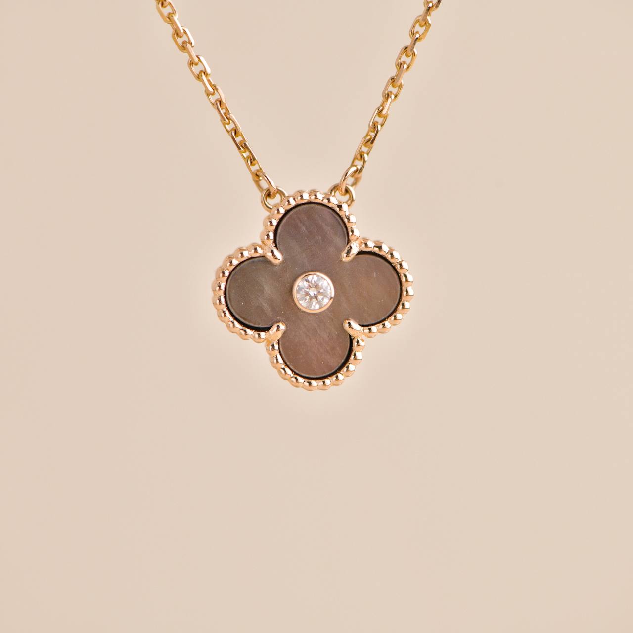 Van Cleef Arpels 2014 Alhambra Grey Mother-of-Pearl Diamond 18K