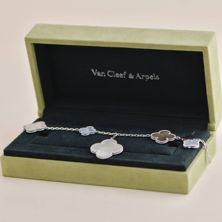 Second Hand Van Cleef & Arpels Magic Alhambra 5 Motif Mother-of-pearl Chalcedony Bracelet 