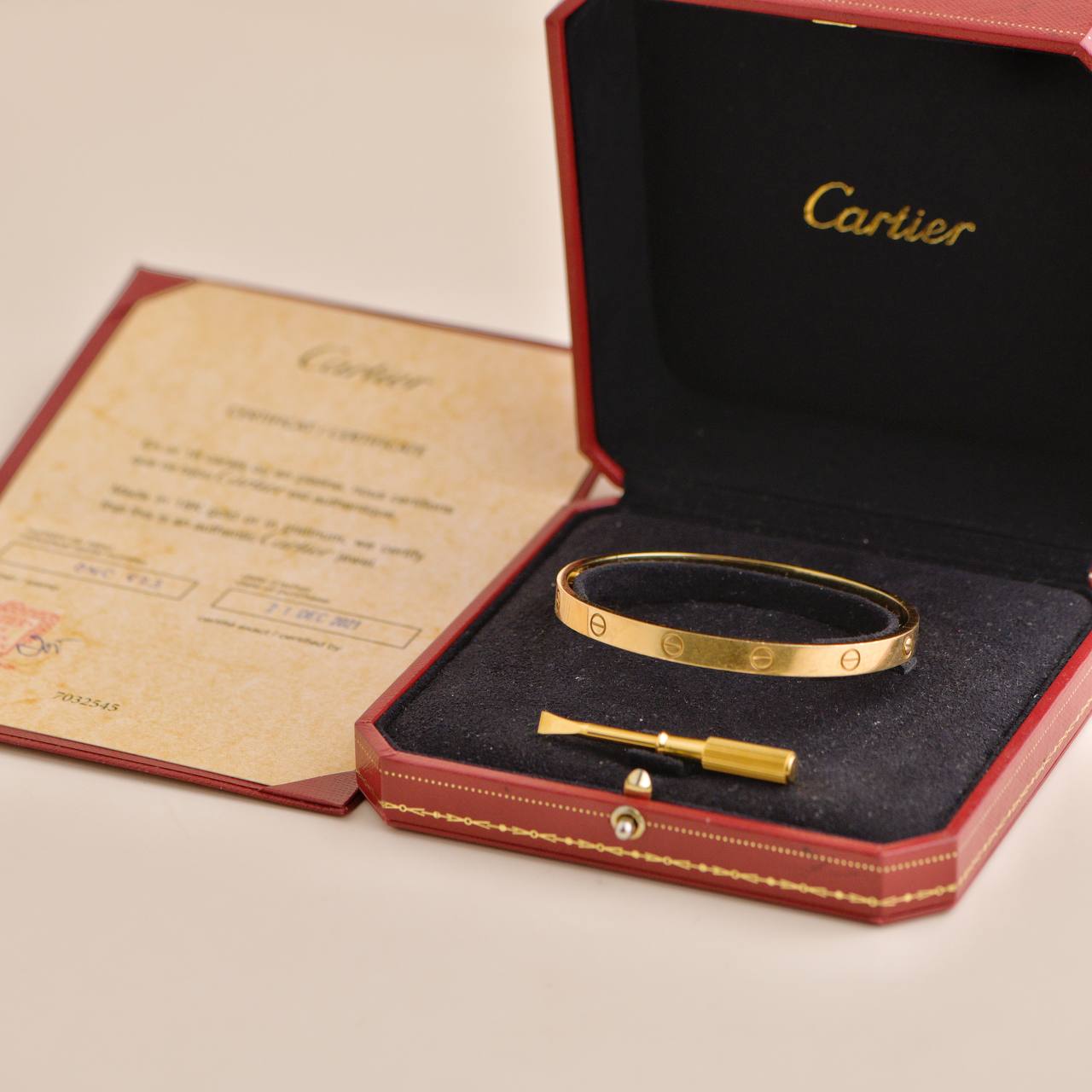Cartier Love Yellow Gold Bracelet Size 20 – Dandelion Antiques