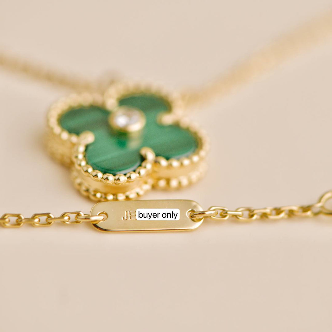 Second Hand Van Cleef 2013 Malachite Diamond 18k Yellow Gold Holiday Pendant