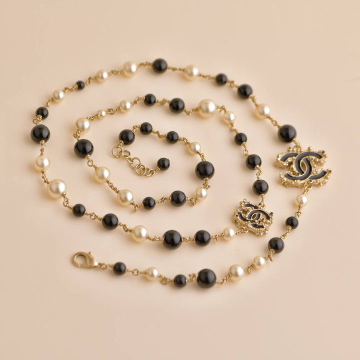 Second Hand Chanel CC Enamel Faux Pearl & Black Beads Baroque Sautoir Necklace