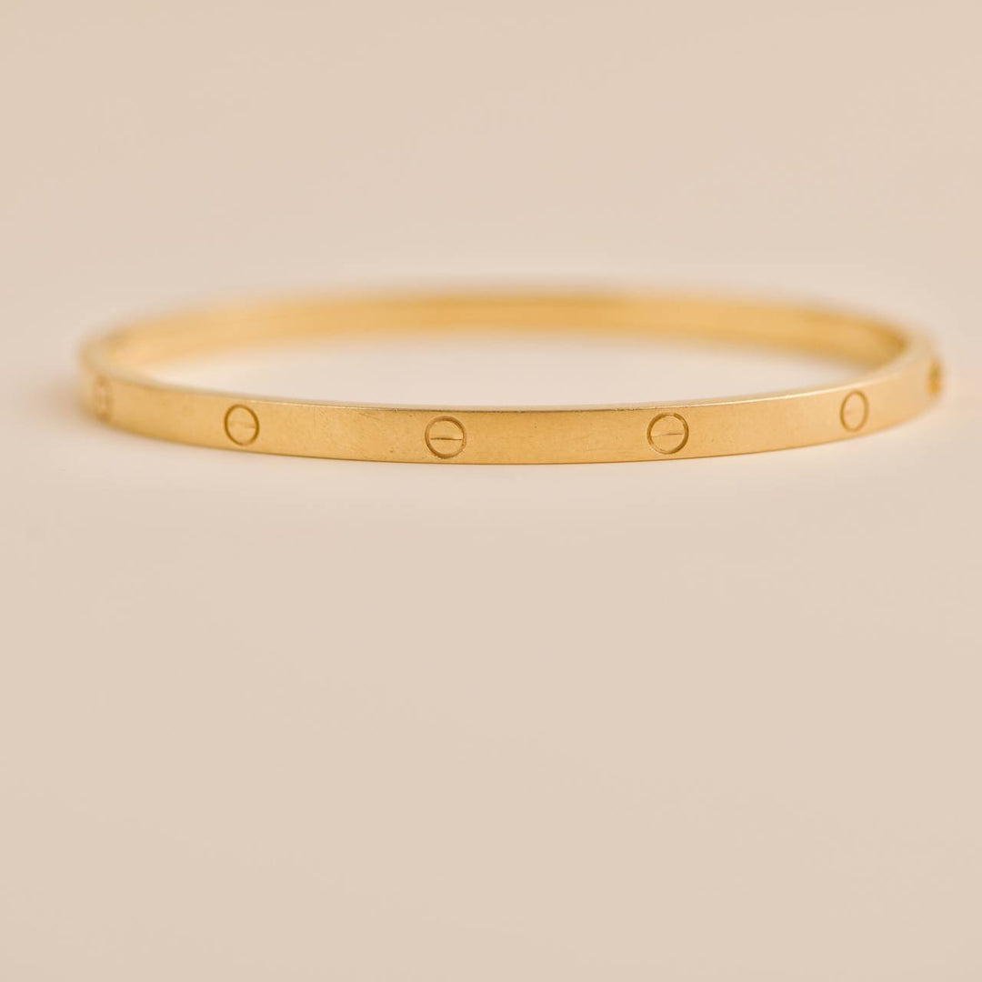 Second Hand Cartier Love 18k Yellow Gold Small Model Size 17