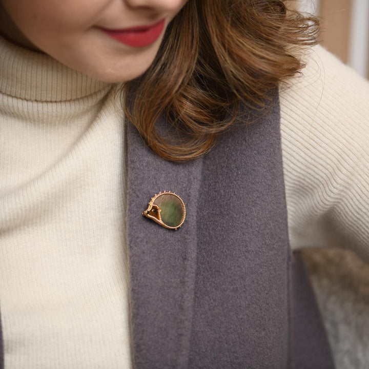 Van Cleef & Arpels Lucky Animals Hedgehog Mother-of-Pearl Onyx Tiger Eye Yellow Gold Clip Brooch