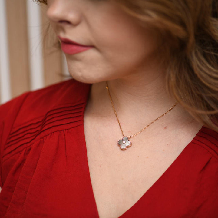 Second Hand VCA Vintage Alhambra Grey Mother of Pearl 18k Rose Gold 2014 Holiday Pendant