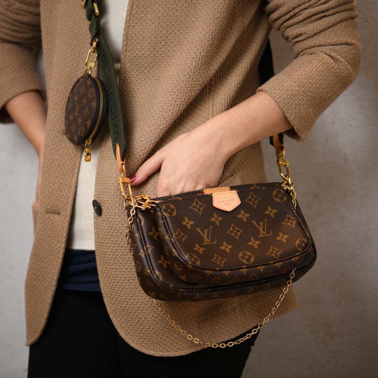 Louis Vuitton Multi Pochette Accessoires Monogram Canvas Bag Dandelion Antiques