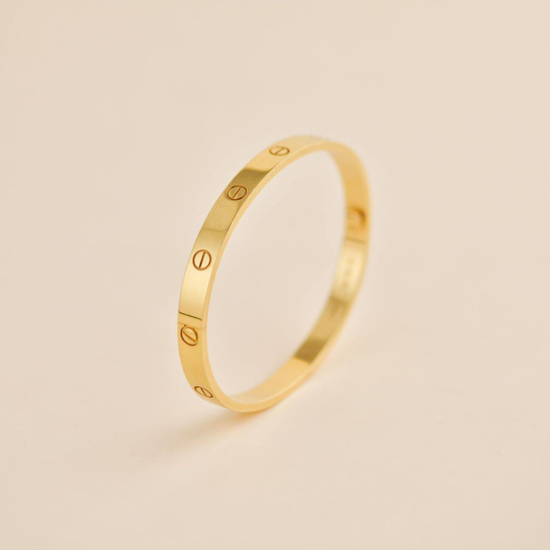 Cartier Love 18K Yellow Gold Bracelet Size 19