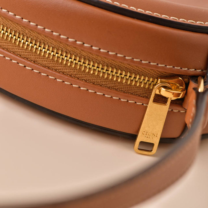 Preowned Celine Cuir Triomphe Tan Leather Oval Bag