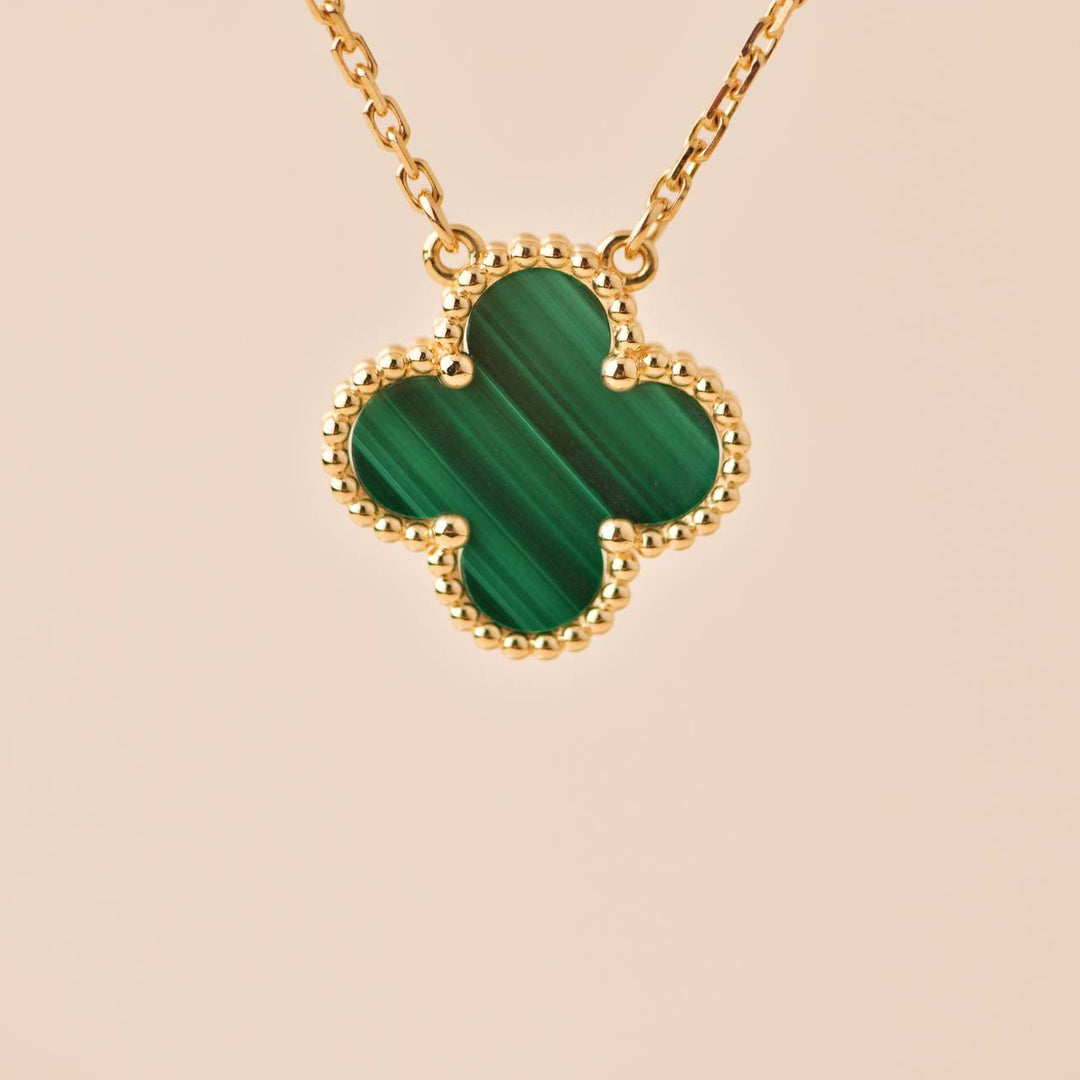 Second Hand Van Cleef & Arpels Vintage Alhambra Malachite 18K Yellow Gold Pendant Necklace