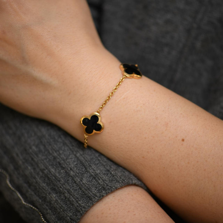 Second Hand Van Cleef & Arpels Pure Alhambra Onyx 18K Yellow Gold Bracelet 