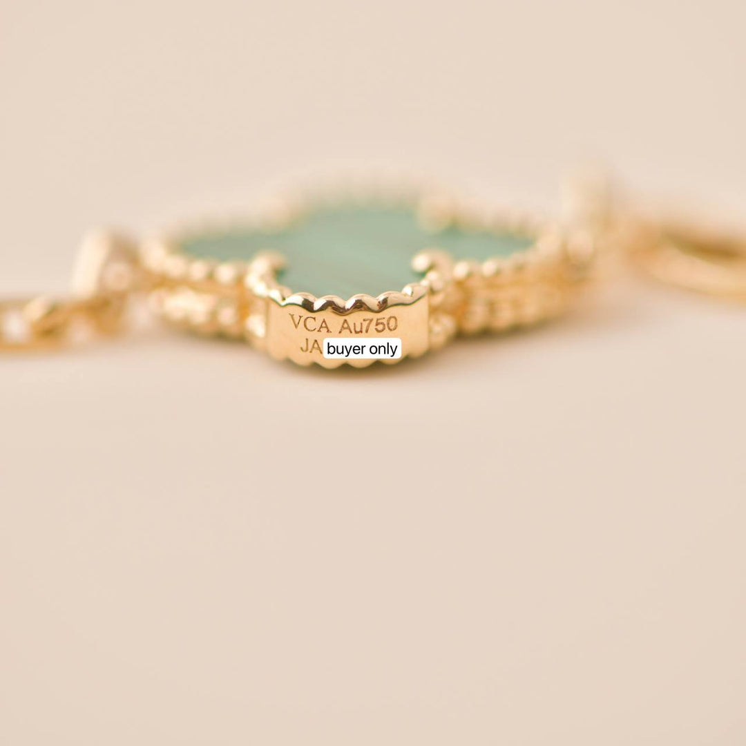 Van Cleef & Arpels Vintage Alhambra 5 Motif Malachite 18K Yellow Gold Bracelet