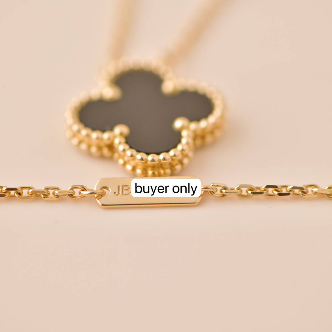 Second Hand Van Cleef Vintage Alhambra Onyx 18K Yellow Gold Pendant Necklace 
