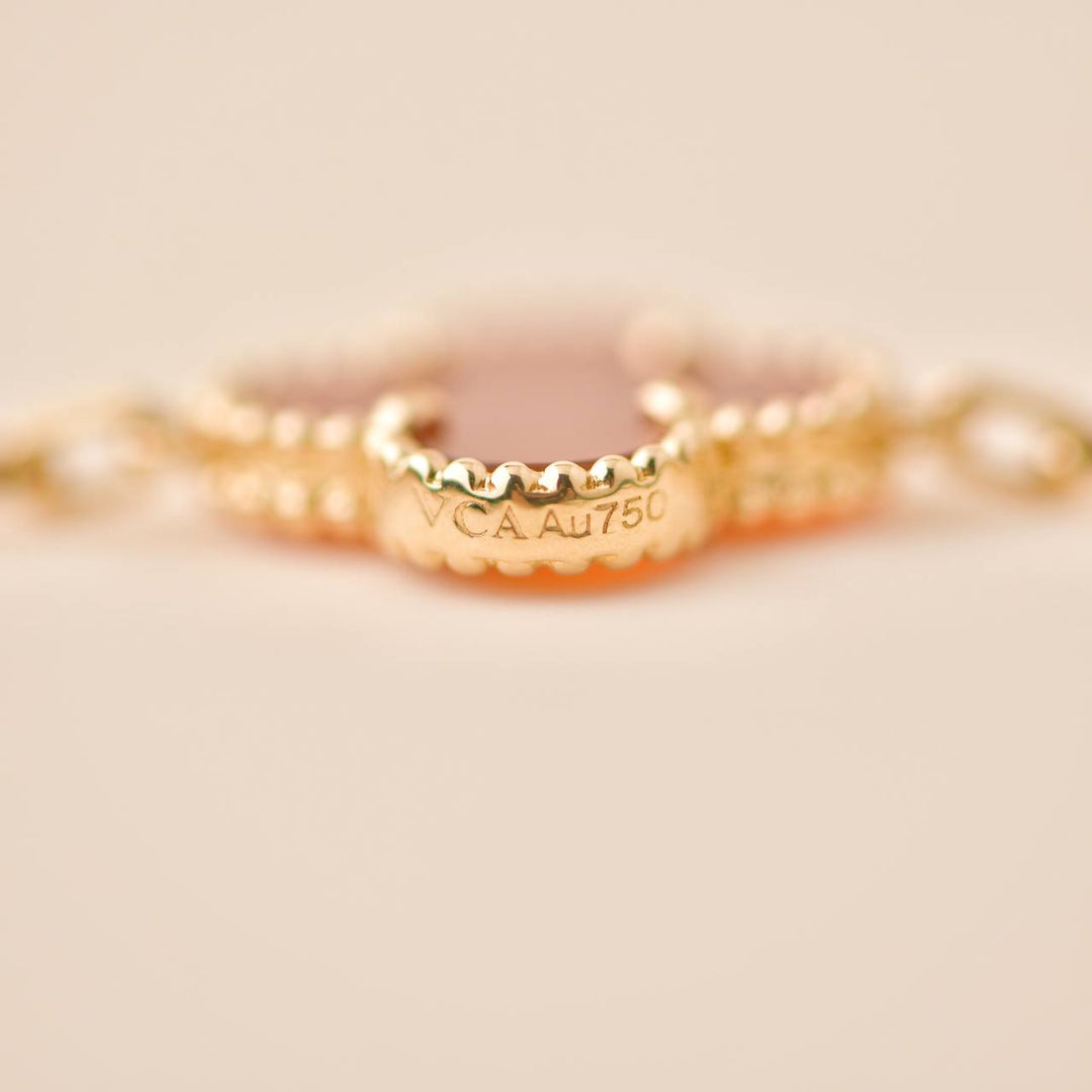 Second Hand Van Cleef Vintage Alhambra Carnelian 5 Motif 18K Yellow Gold Bracelet