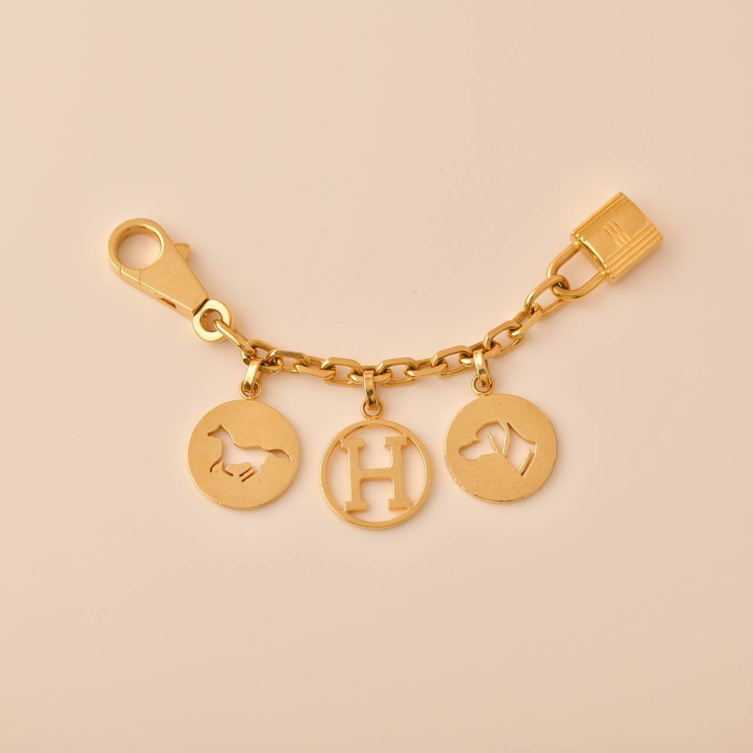 Second Hand Hermès Gold plated Breloque Olga Bag Charm Amulette