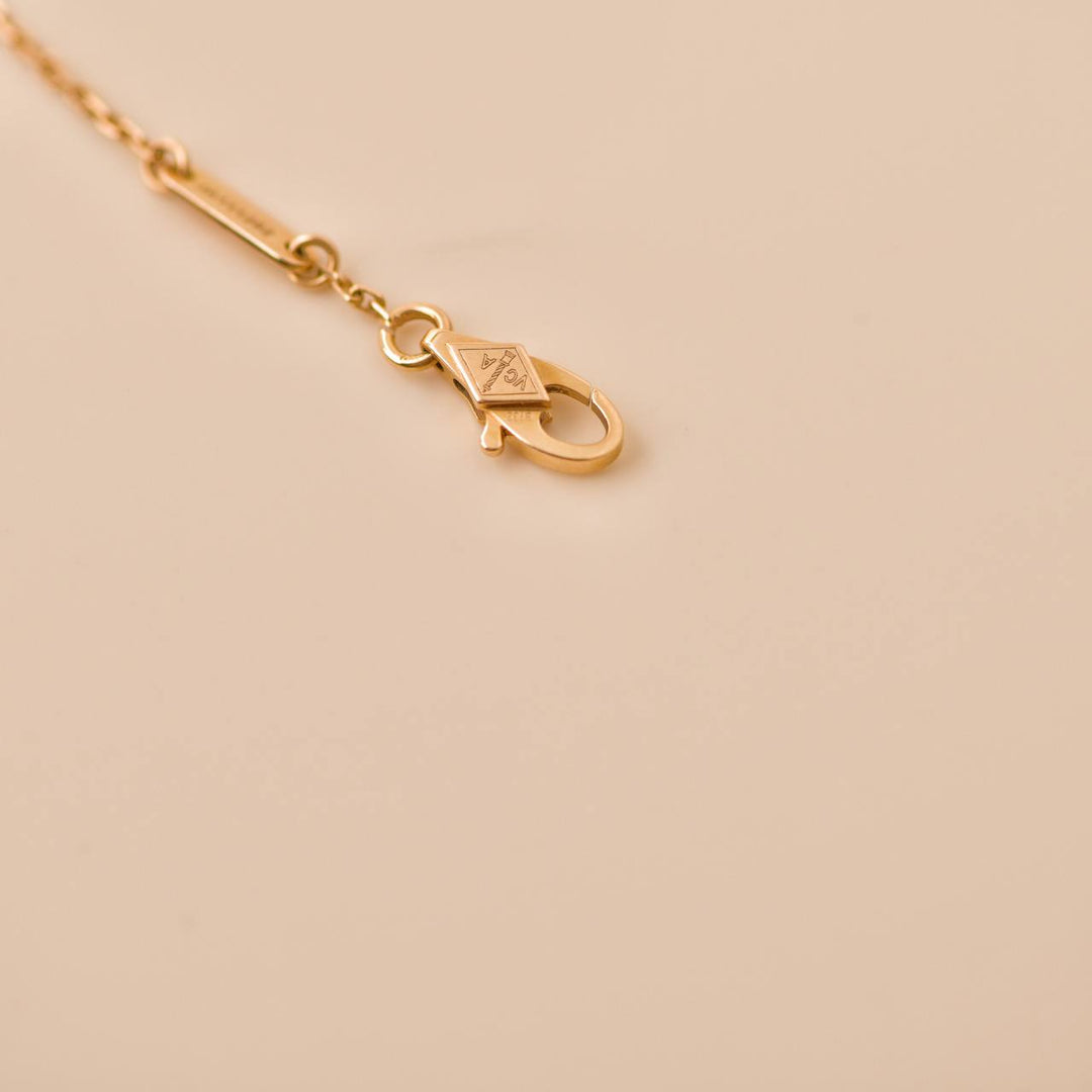 Second Hand Van Cleef Sweet Alhambra Carnelian Heart 18K Rose Gold Bracelet