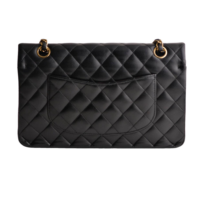 Second Hand Chanel Lambskin Black Quilted Medium Classic Double Flap Bag
