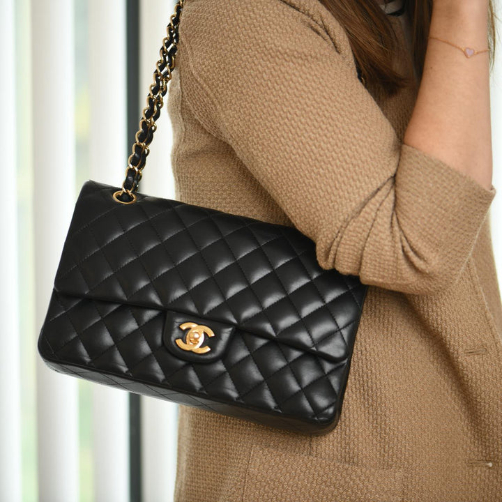 Second Hand Chanel Lambskin Black Quilted Medium Classic Double Flap Bag