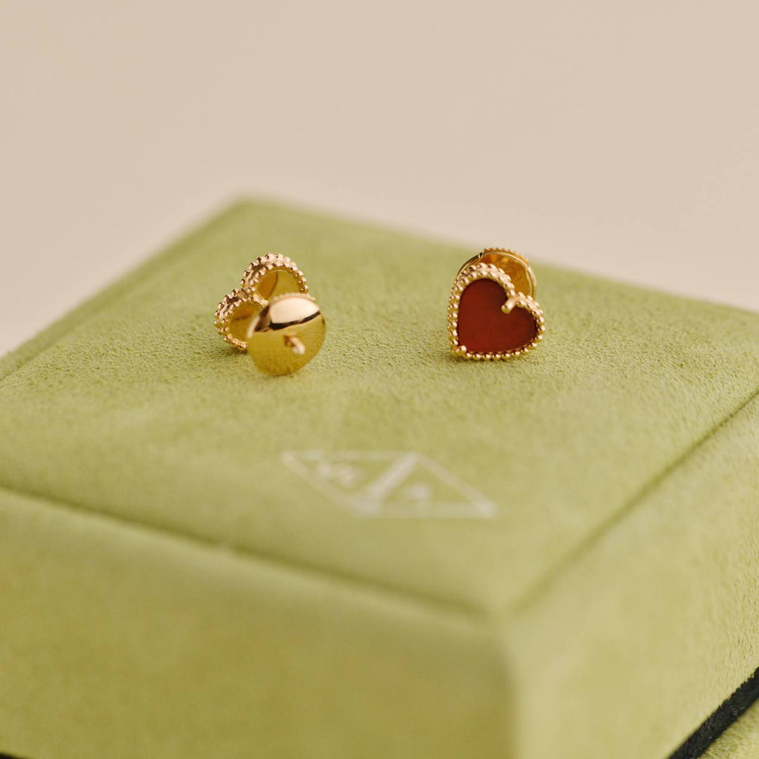 Second Hand Van Cleef & Arpels Sweet Alhambra Carnelian Heart 18K Rose Gold Earrings