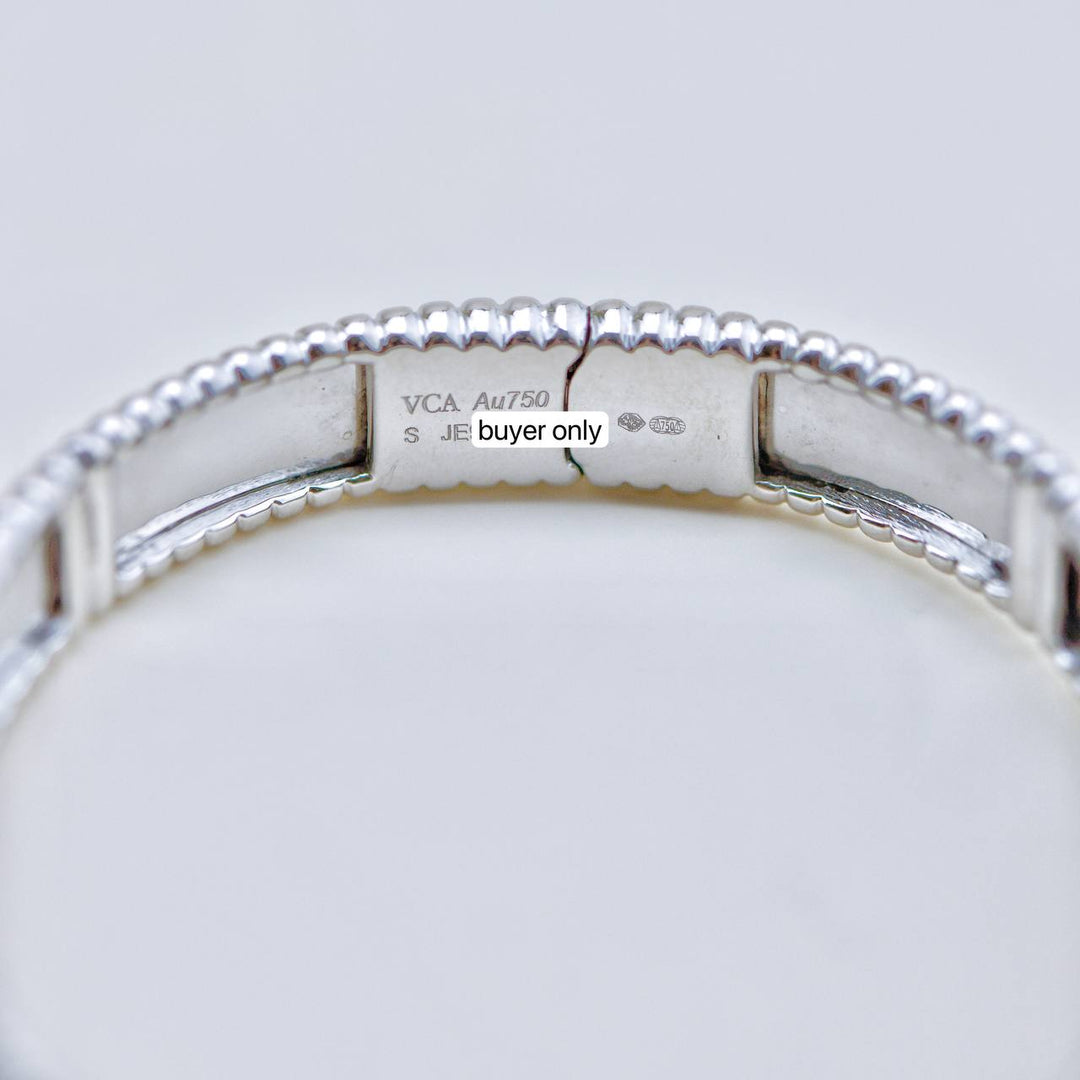 Preloved VCA Perlée Signature 18K White Gold Bracelet