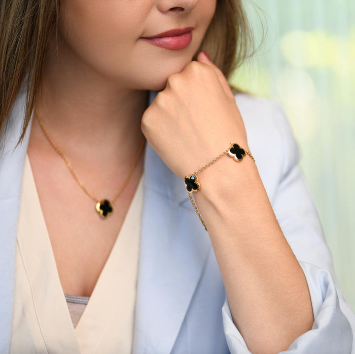 Second Hand VCA Pure Alhambra Black Onyx 18K Yellow Gold Bracelet