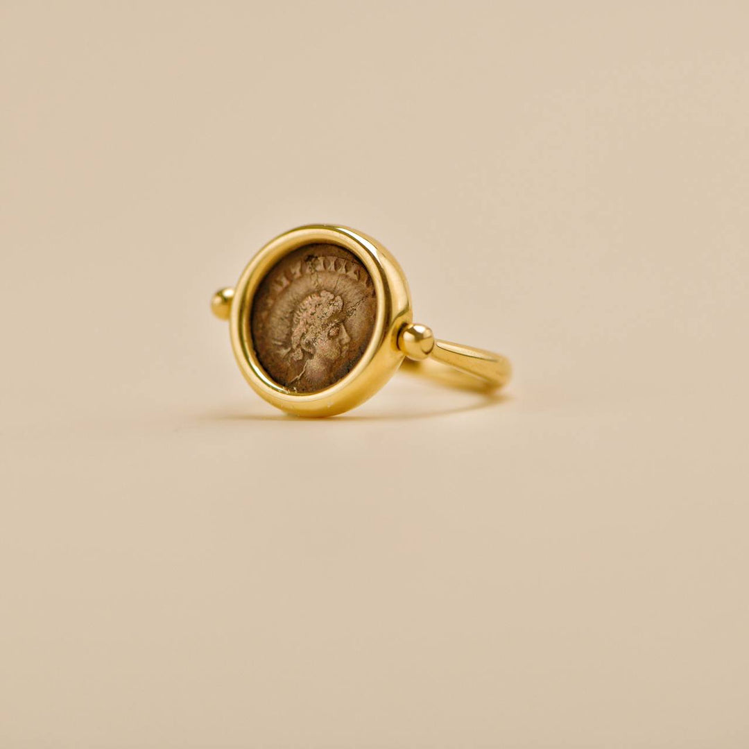 Preowned Bvlgari Monete Reversible 18k Yellow Gold Ancient Coin Ring