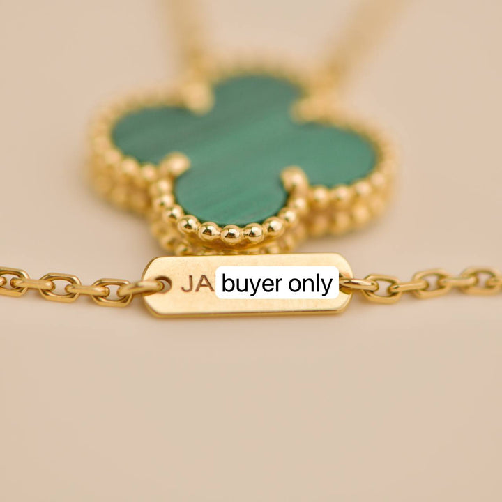 Second Hand Van Cleef Vintage Alhambra Malachite 18K Yellow Gold Pendant Necklace