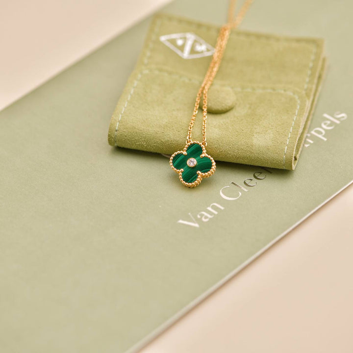 Second Hand Van Cleef & Arpels Vintage Alhambra Malachite Diamond 2013 Holiday Pendant Necklace