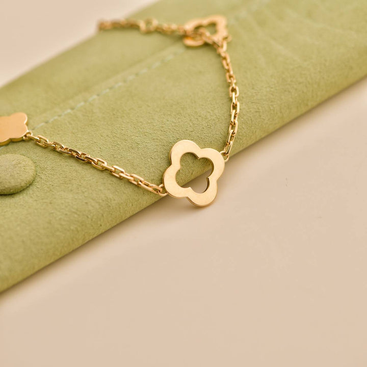 Used Van Cleef & Arpels Byzantine Alhambra 18K Yellow Gold Bracelet