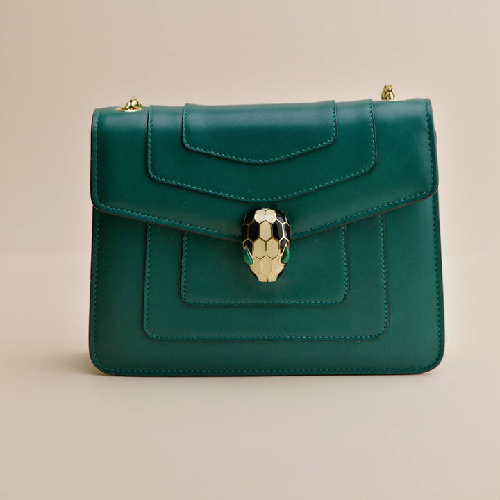 Second Hand Bvlgari Serpenti Forever Emerald Green Leather Chain Medium Shoulder Bag