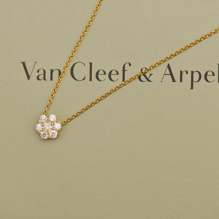 Second Hand Van Cleef & Arpels Fleurette Diamond 18K Yellow Gold Necklace