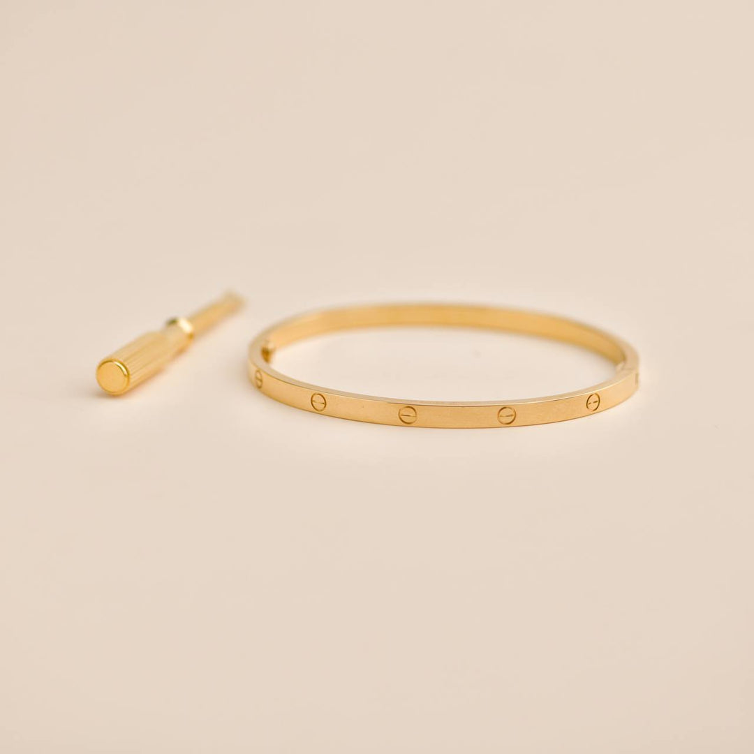 Second Hand Cartier Love Bracelet Small Model 18K Yellow Gold Bracelet Size 17