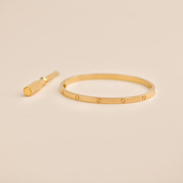 Second Hand Cartier Love Bracelet Small Model 18K Yellow Gold Bracelet Size 17