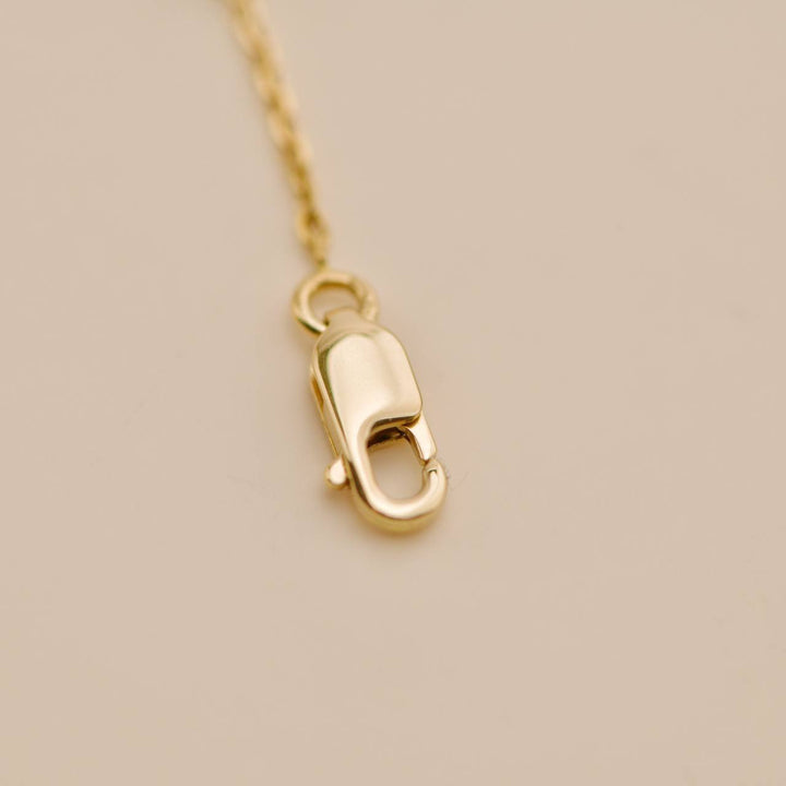 Used VCA Sweet Alhambra Mother of Pearl 18K Yellow Gold Pendant Necklace