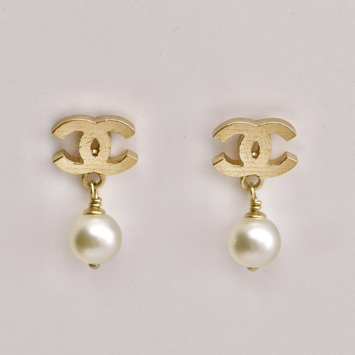 Preloved Chanel CC Faux Pearl Drop Earrings
